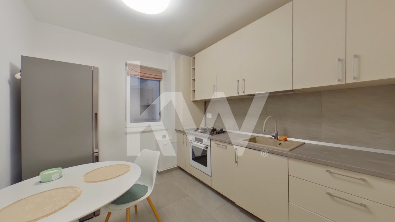 Garsoniera generoasa zona centrala cu garaj subteran 