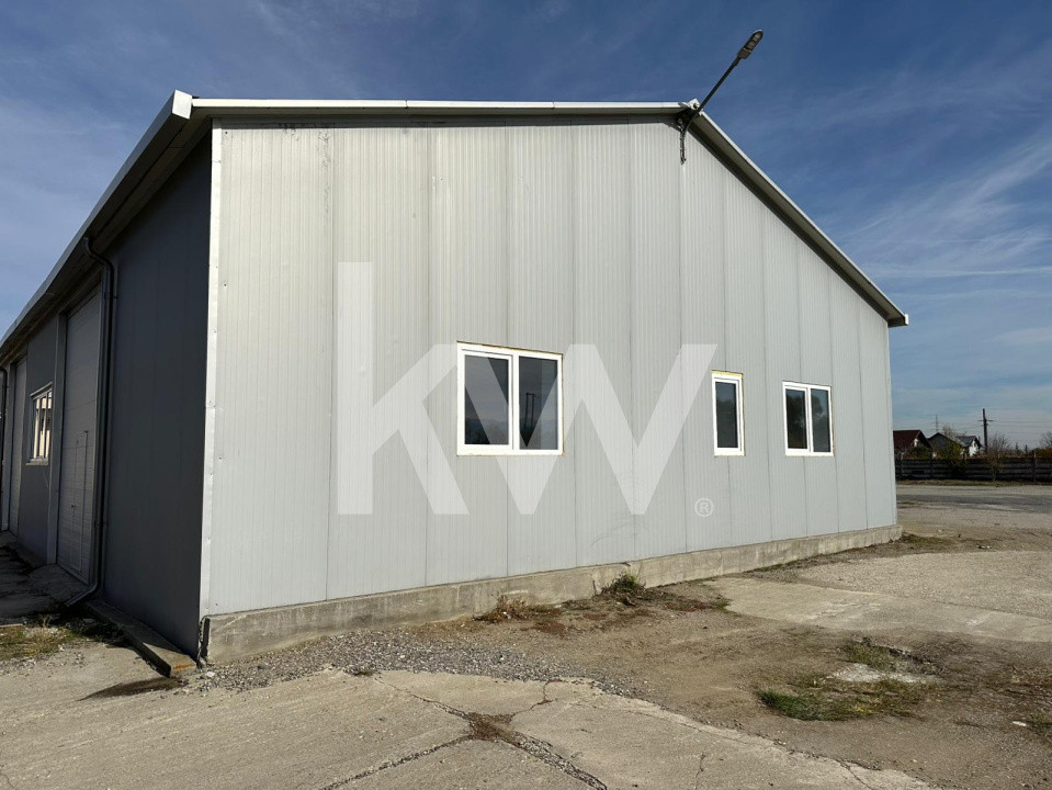 Hală industrială de închiriat , 280 mp hala si anexe+60mp Birou, centura Codlea
