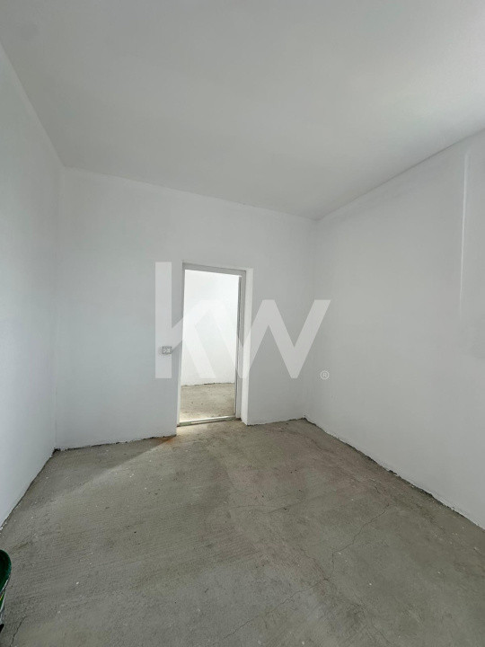 Hală industrială de închiriat , 280 mp hala si anexe+60mp Birou, centura Codlea