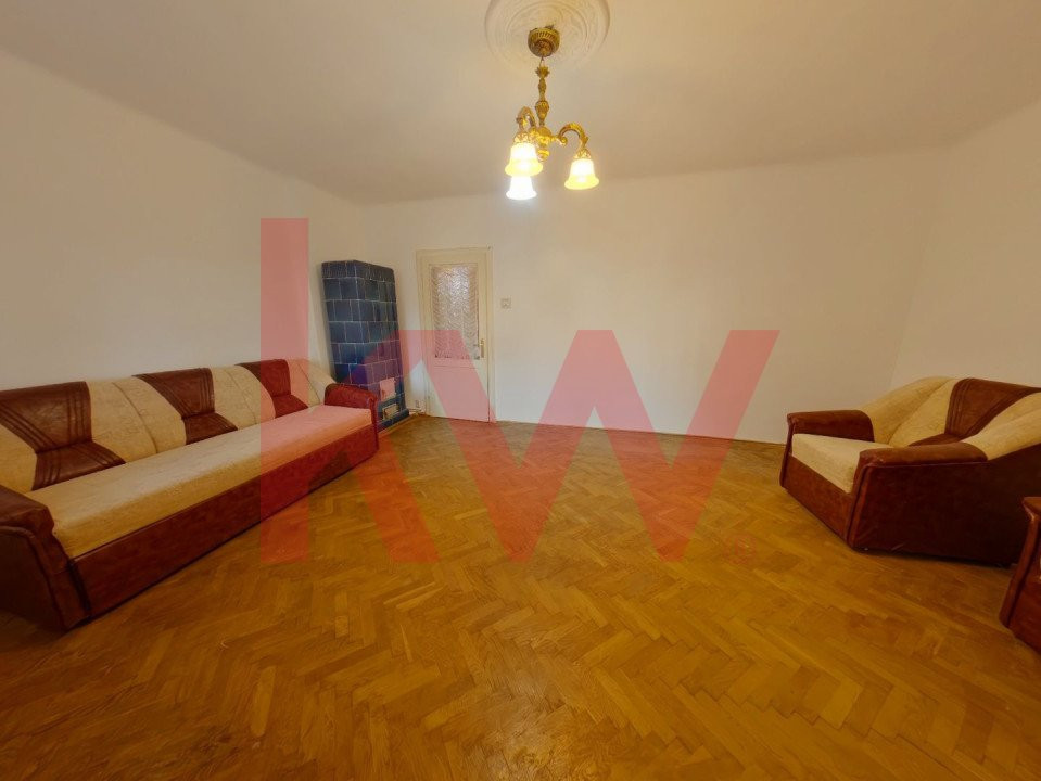 Apartament zona colinara inconjurat de verde Dealul Cetatii