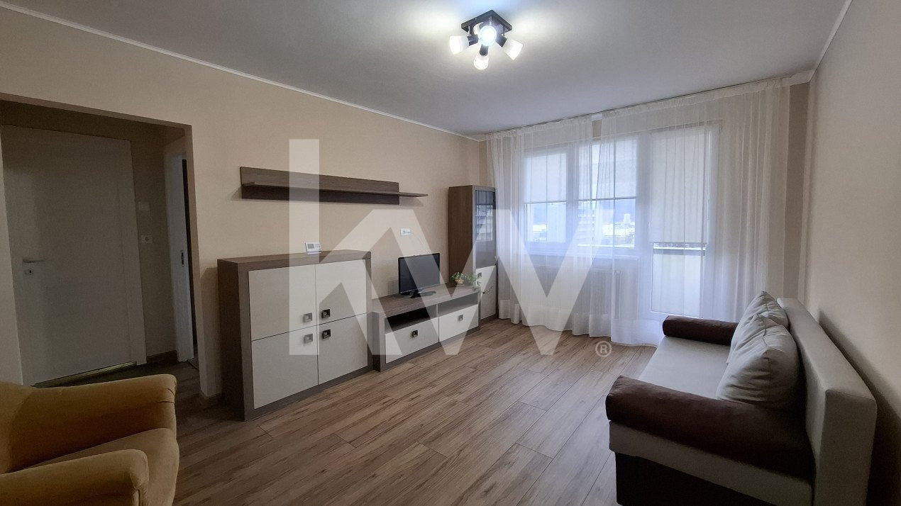 Apartament cu 2 camere, renovat, totul nou, Etaj intermediar