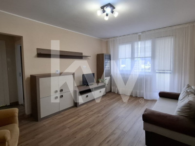 Apartament cu 2 camere, renovat, totul nou, Etaj intermediar