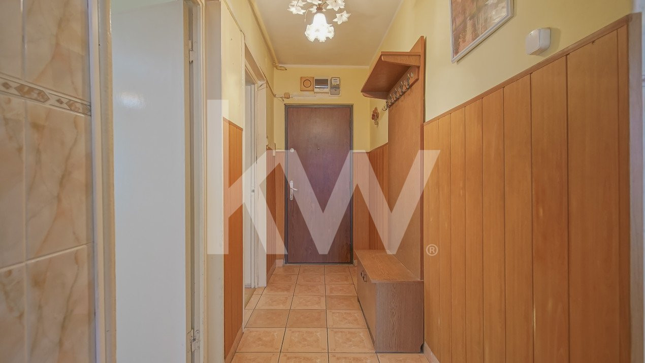 Vânzare apartament cu 3 camere, strada Brandușelor, zona Florilor