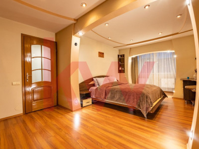 Apartament spatios- Comision 0%, Sacele