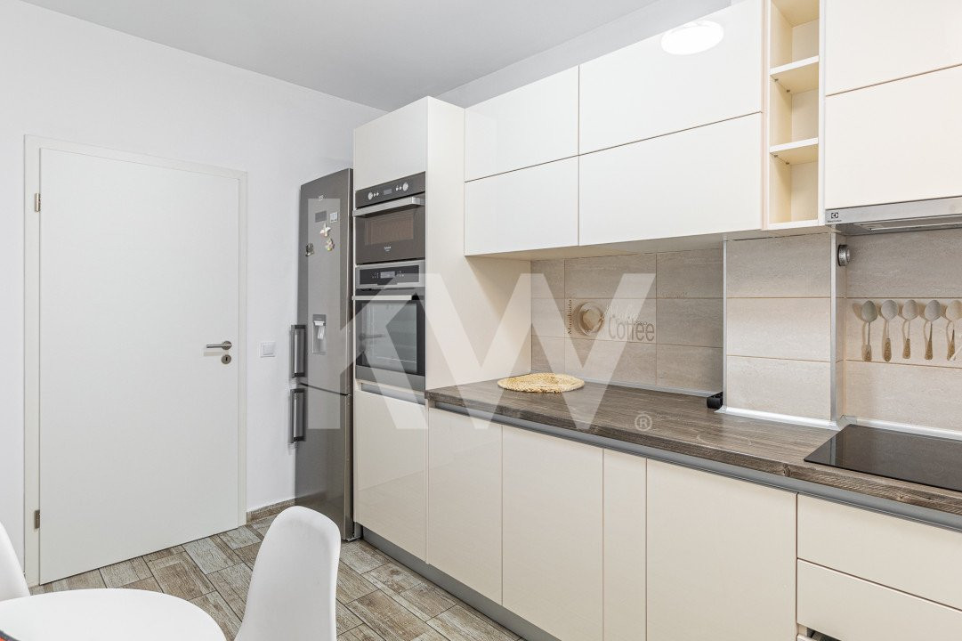 OFERTA REZERVATA!!!! Apartament cu  4 camere cu  scara interioara  .