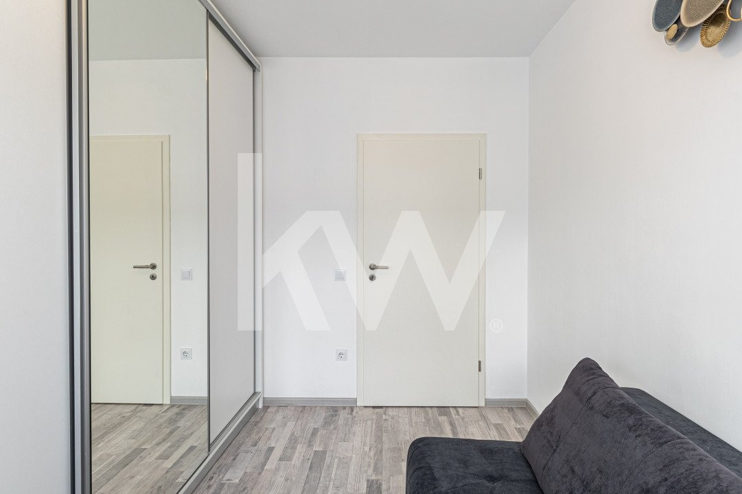 OFERTA REZERVATA!!!! Apartament cu  4 camere cu  scara interioara  .