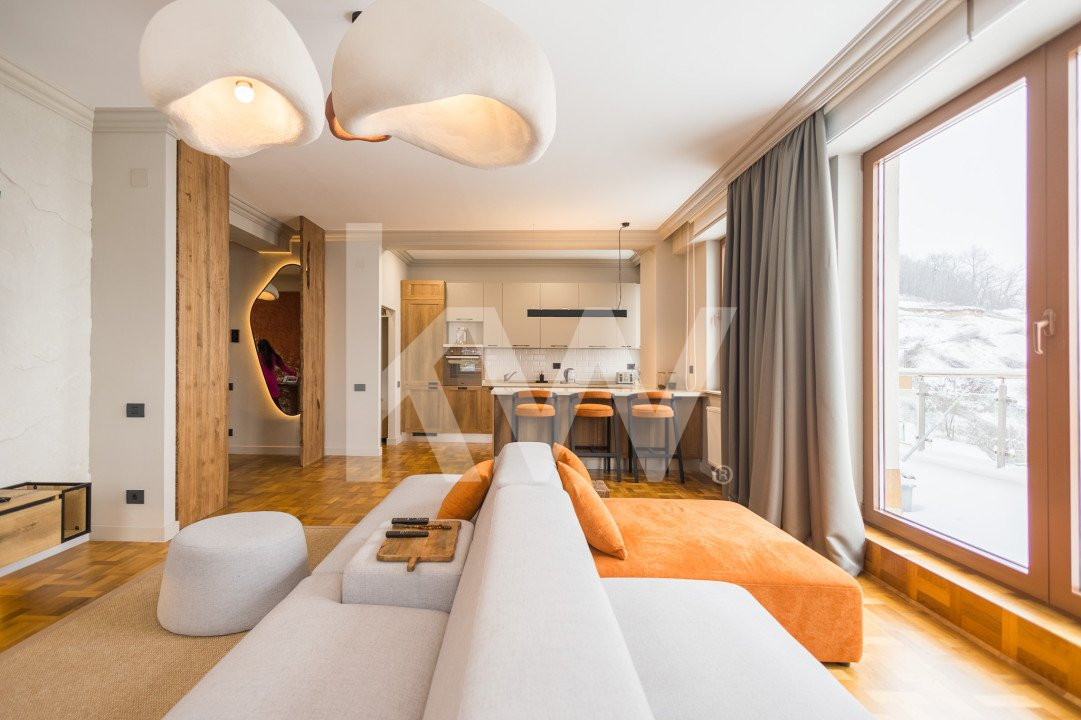 EXCLUSIV - Apartament cu 4 camere pe Drumul Poienii