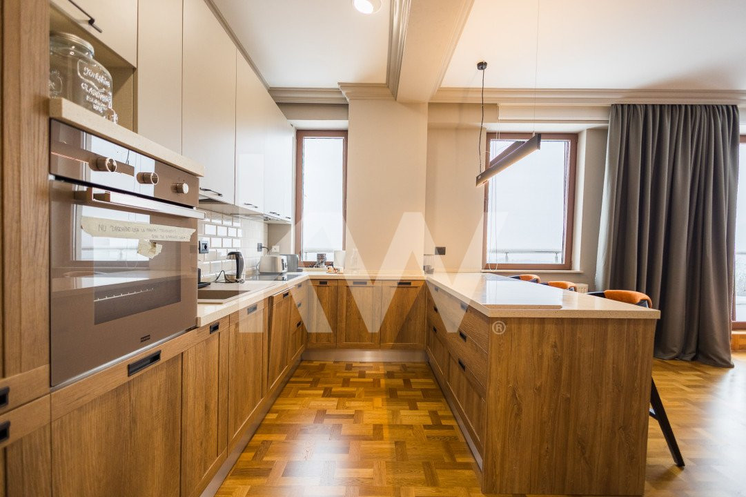 EXCLUSIV - Apartament cu 4 camere pe Drumul Poienii