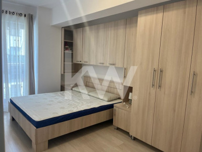 Studio cochet in Maurer Residence , zona Coresi