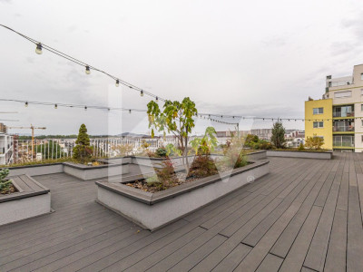 Apartament spatios cu parcare subterana zona Coresi, Pet Friendly