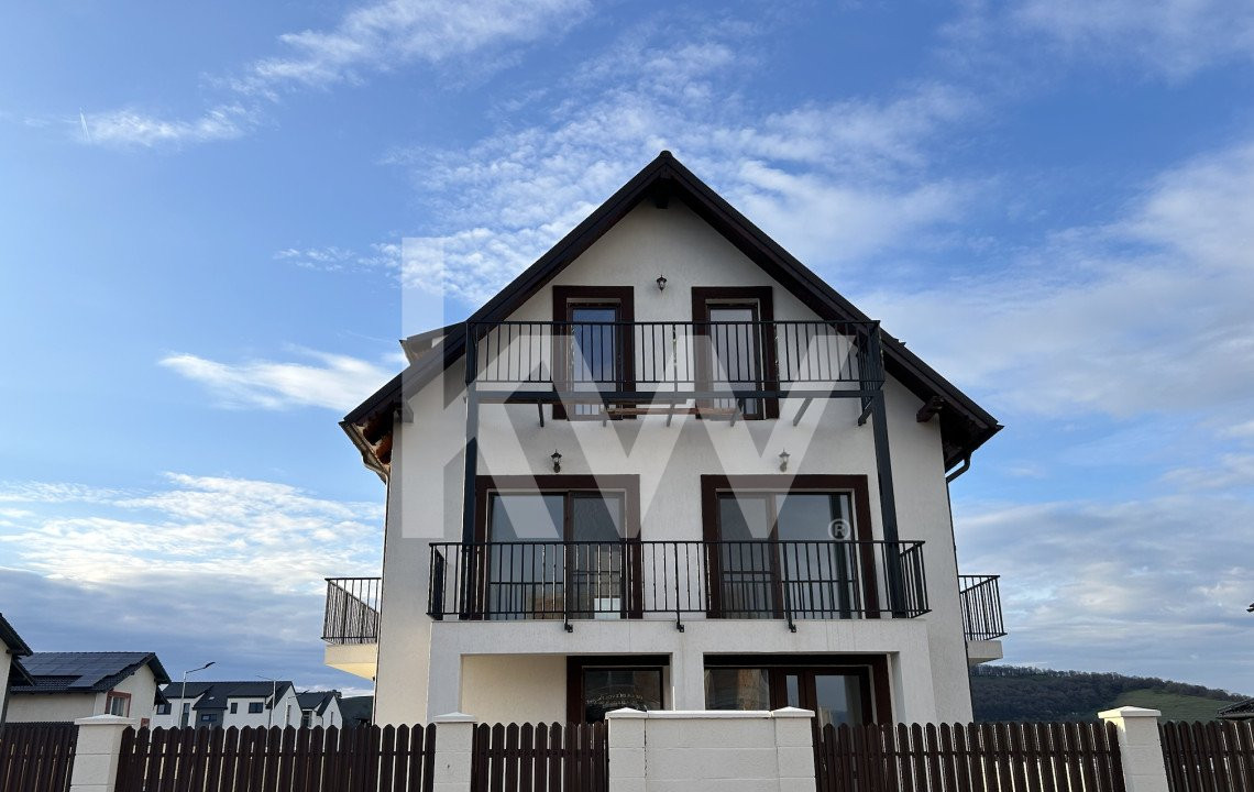 Casă la cheie cu 3 apartamente–priveliște panoramica,Sânpetru/Hărman