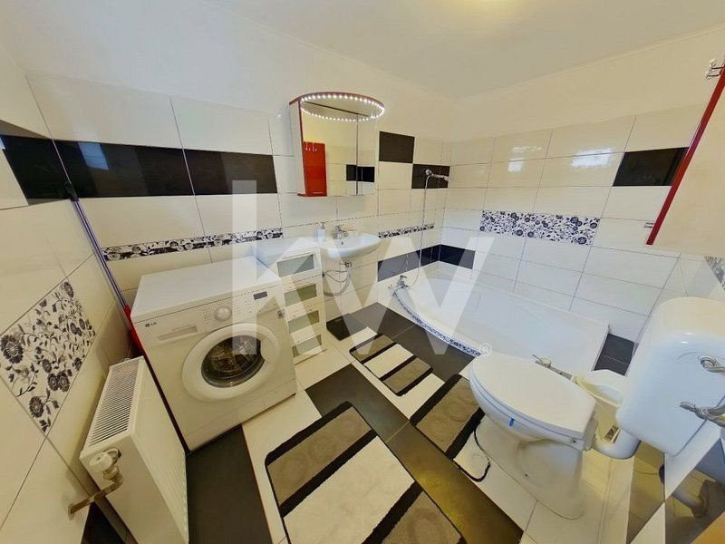 Apartament cochet in vila cu parcare privata.