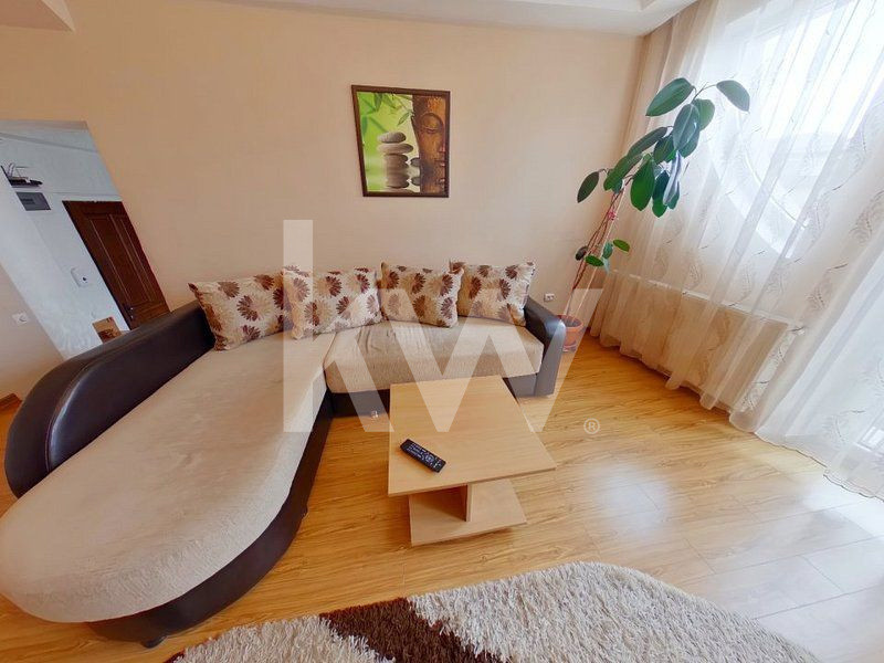 Apartament cochet in vila cu parcare privata.