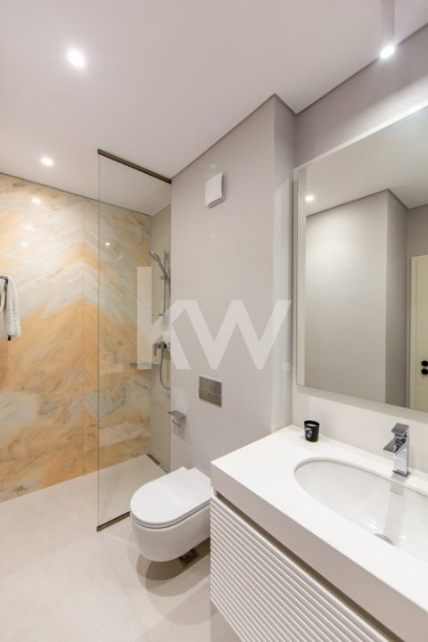Apartamente elegante în zonă centrală – utilități și parcare incluse