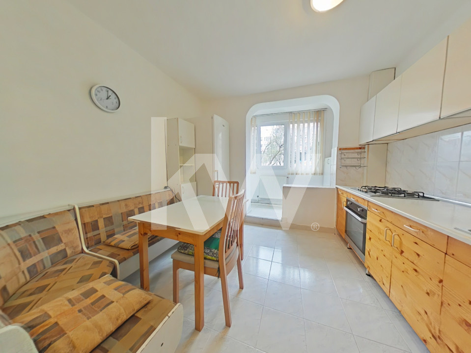  Închiriere apartament cu 3 camere, mobilat și utilat pe Bld Victoriei