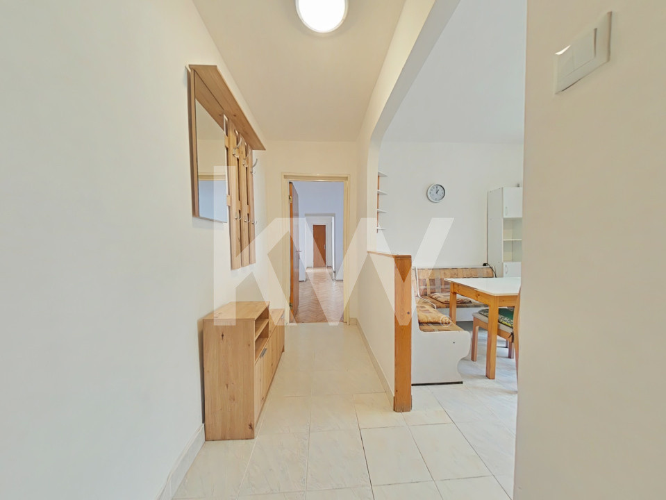  Închiriere apartament cu 3 camere, mobilat și utilat pe Bld Victoriei