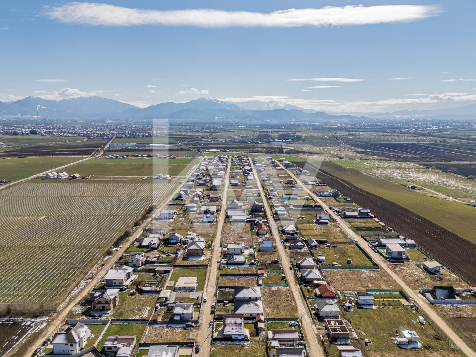Casă de vânzare, un nivel, posibilitate persoanlizare, Brașov COMISION 0%