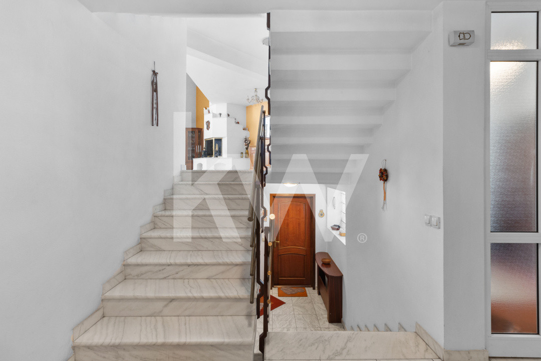 Casa de vanzare in Brasov - singur in curte - 458 mp teren