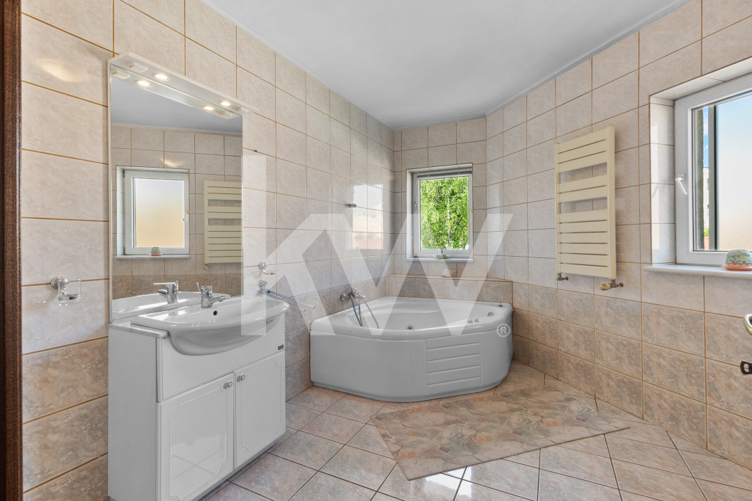 Casa de vanzare in Brasov - singur in curte - 458 mp teren