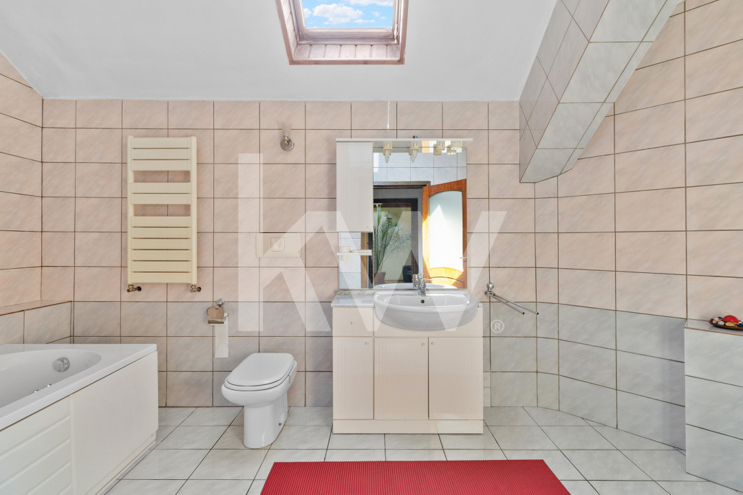Casa de vanzare in Brasov - singur in curte - 458 mp teren
