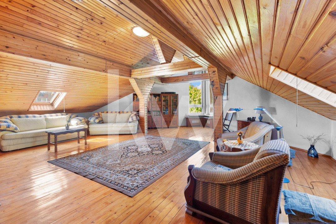 Casa de vanzare in Brasov - singur in curte - 458 mp teren