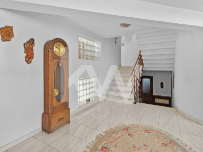 Casa de vanzare in Brasov - singur in curte - 458 mp teren