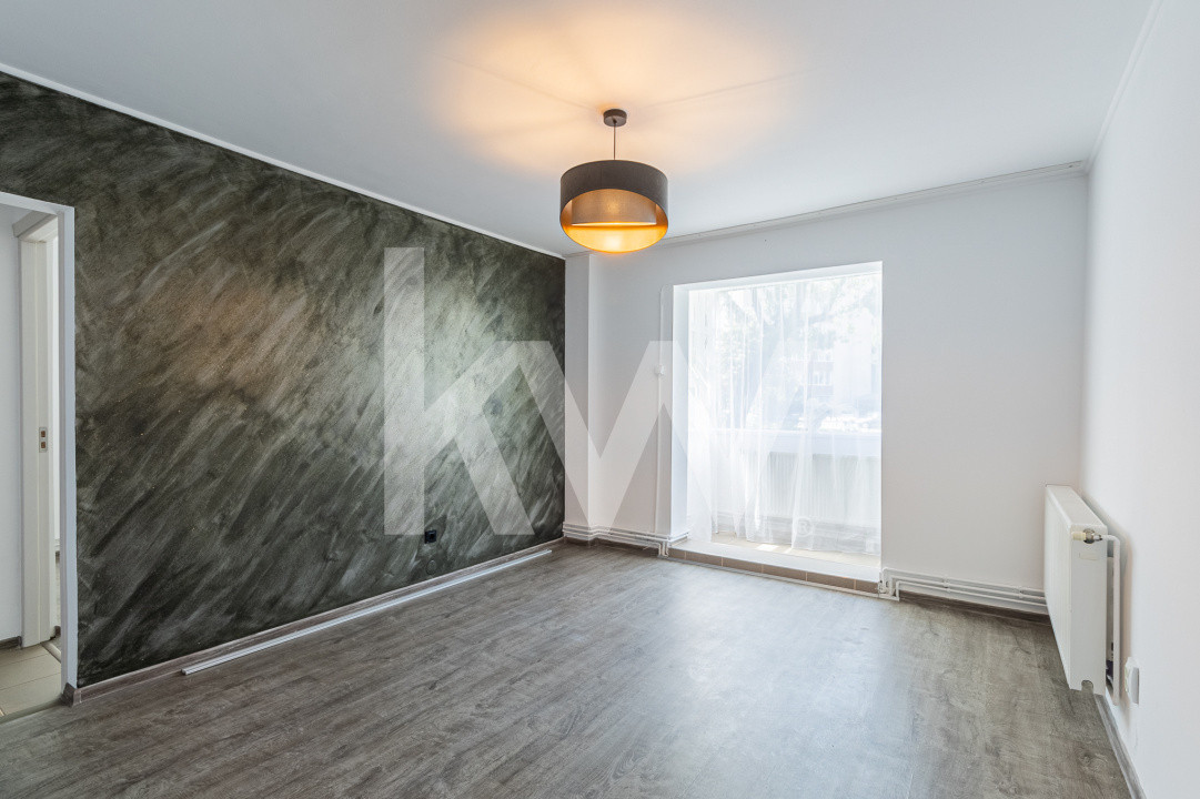 Apartament 2 camere renovat, acces dublu– Centrul Civic, str. Mircea cel Batran