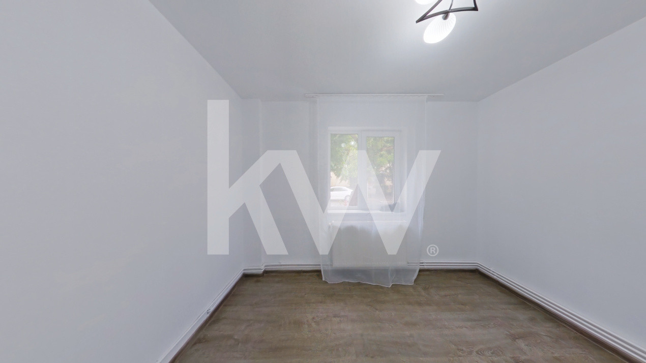Apartament 2 camere renovat, acces dublu– Centrul Civic, str. Mircea cel Batran