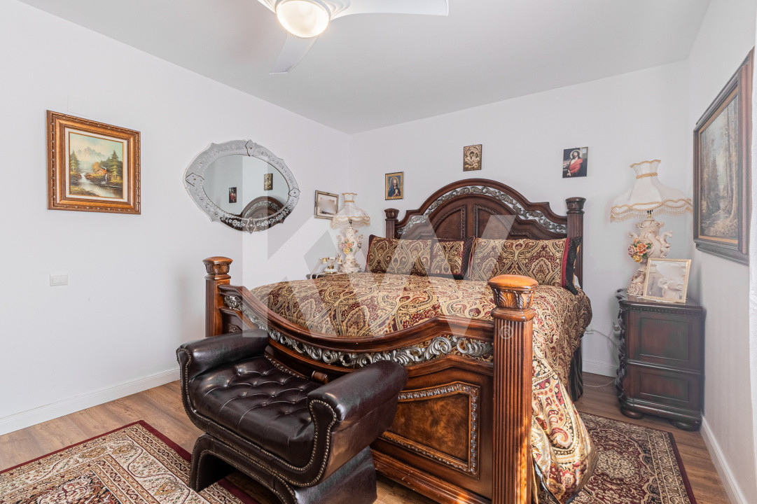 Casa spatioasa, complet utilata in Izvor-Tarlugeni, 10km de Brasov