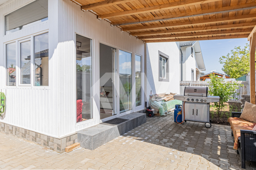 Casa spatioasa, complet utilata in Izvor-Tarlugeni, 10km de Brasov