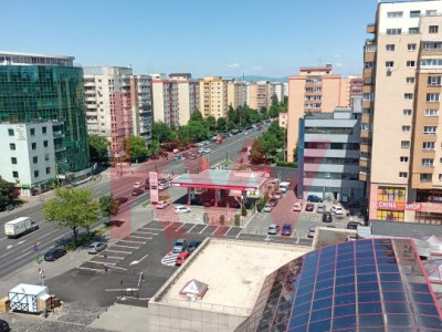 Apartament 3 cam, zona Vlahuta, renovat, nemobilat