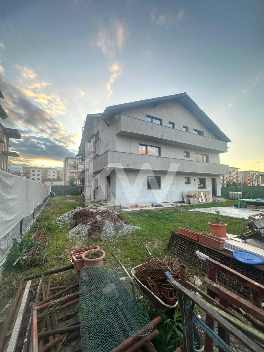 Apartament 3 camere- zona Tractorul Str. Bacovia