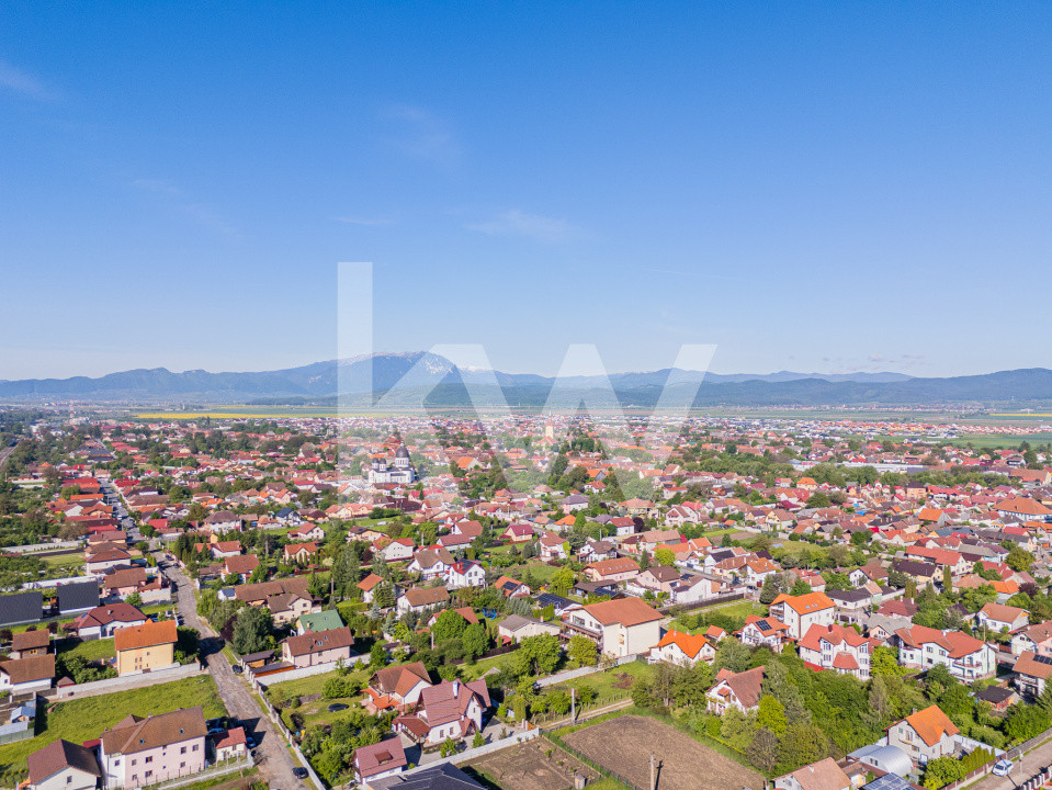 Teren pentru construcții în Cristian, cu potențial imens