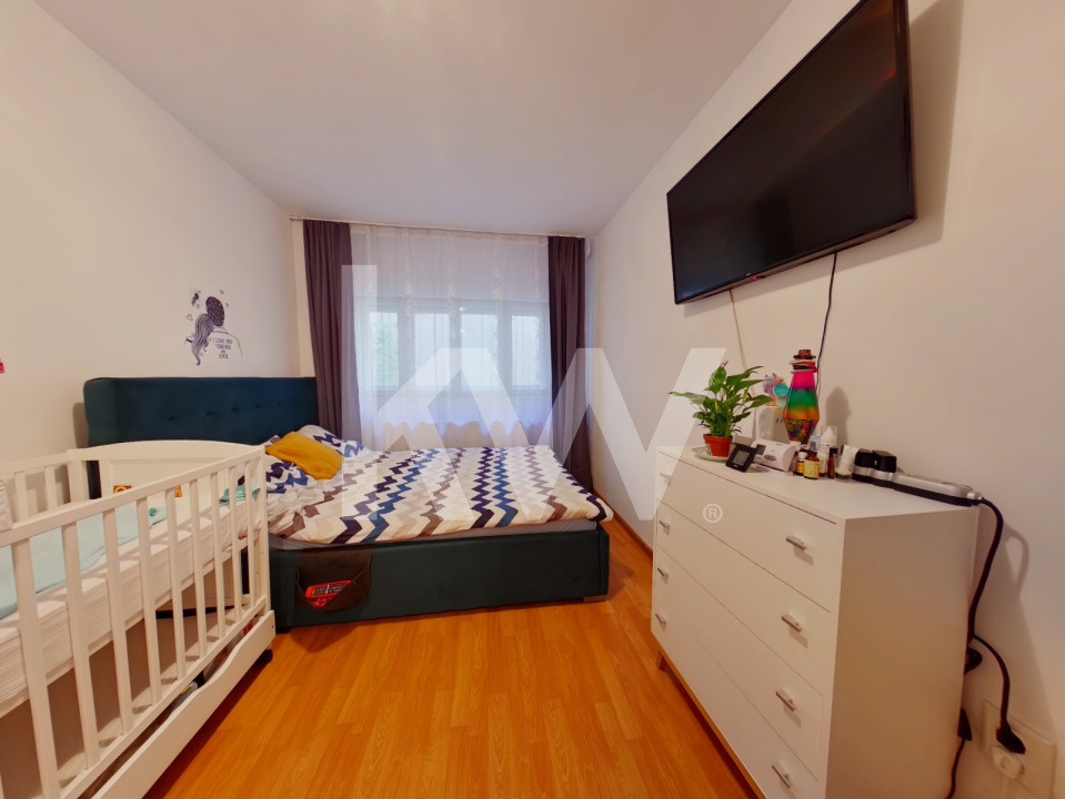 Vânzare apartament cu 2 camere, decomandat, zona Astra