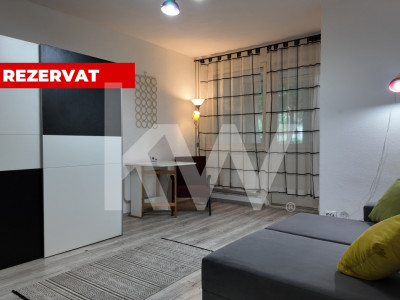 REZERVAT - Garsonieră semidecomandată, mobilată și utilată, strada Soarelui 