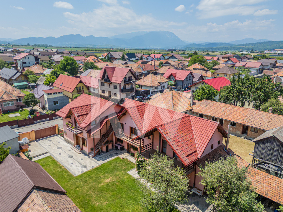 Vilă spațioasă de vânzare Râșnov, turism / reședință, teren 786 mp | Comision 0%