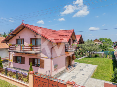 Casă spațioasă de vânzare, Râșnov, reședință/afacere turism, COMISION 0%