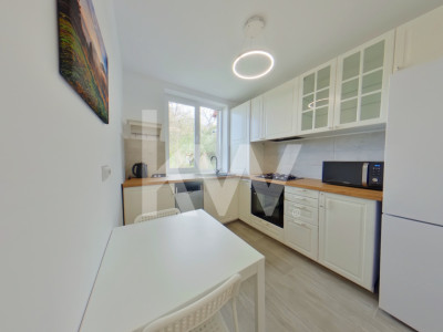 Închiriere apartament cu 2 camere, renovat si spatios - Strada Lungă