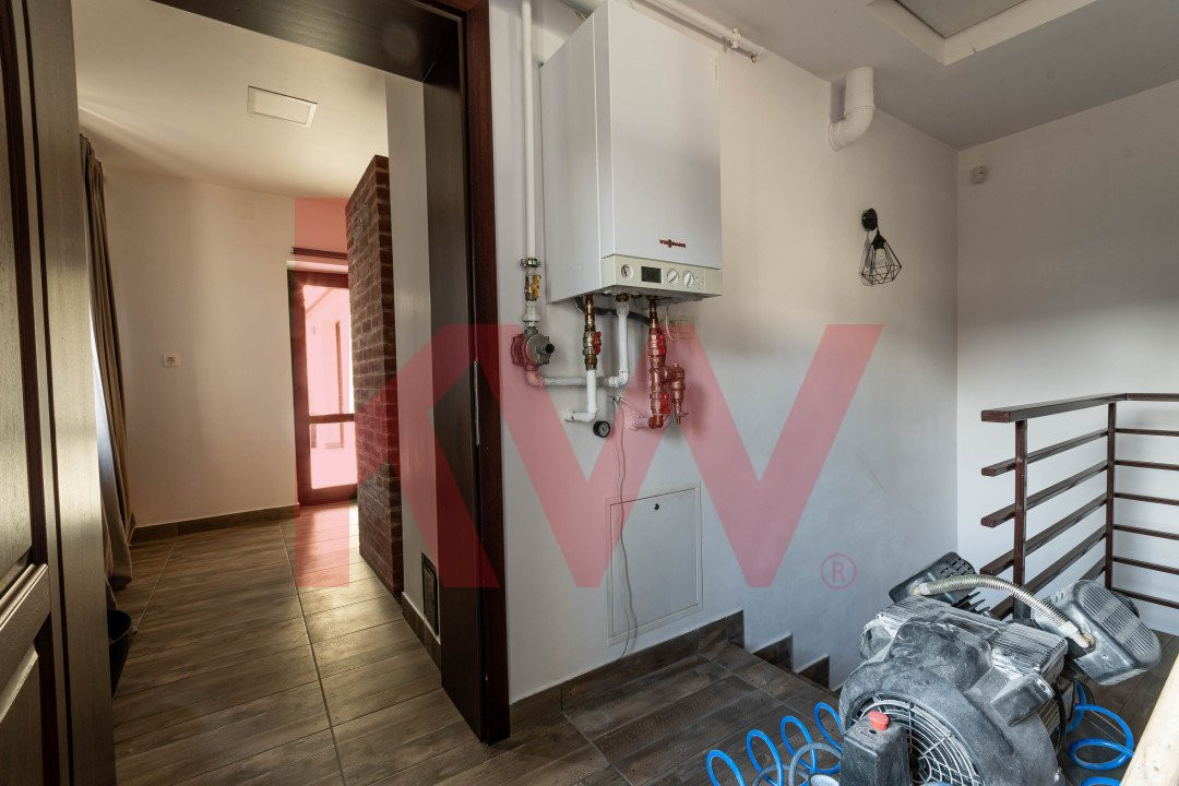  Vanzare/schimb cu teren Vila  ultrafinisata 350mp utili