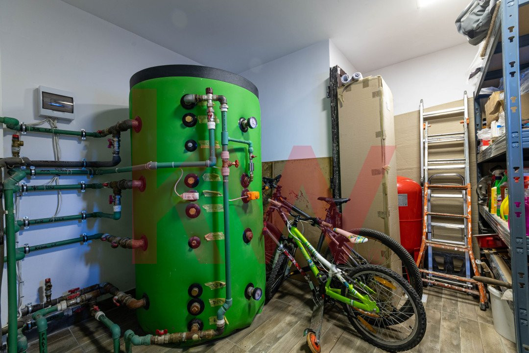  Vanzare/schimb cu teren Vila  ultrafinisata 350mp utili