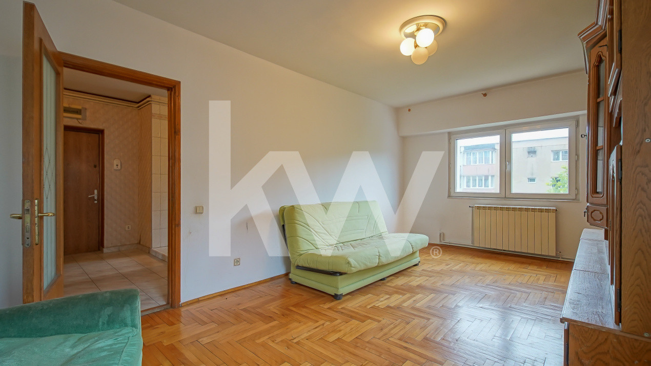 Vânzare apartament cu 3 camere, decomandat, 2 bai - Racadau