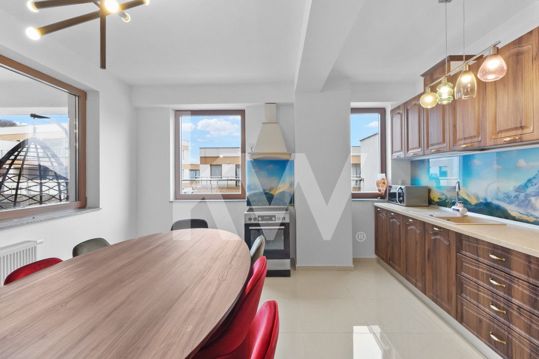 Piveliste Panoramică- Apartament cu 3 camere pe Drumul Poienii 