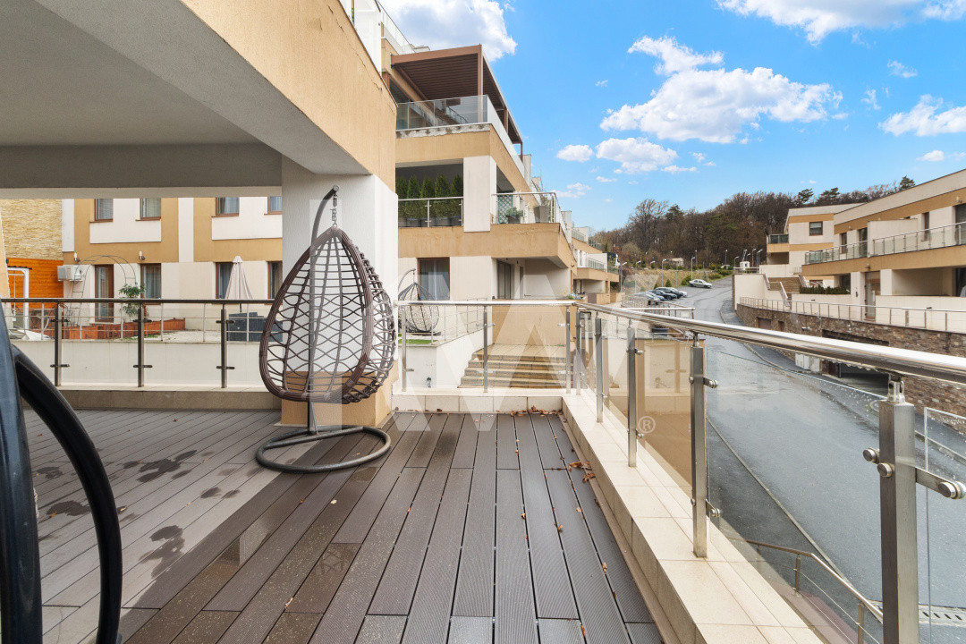 Piveliste Panoramică- Apartament cu 3 camere pe Drumul Poienii 