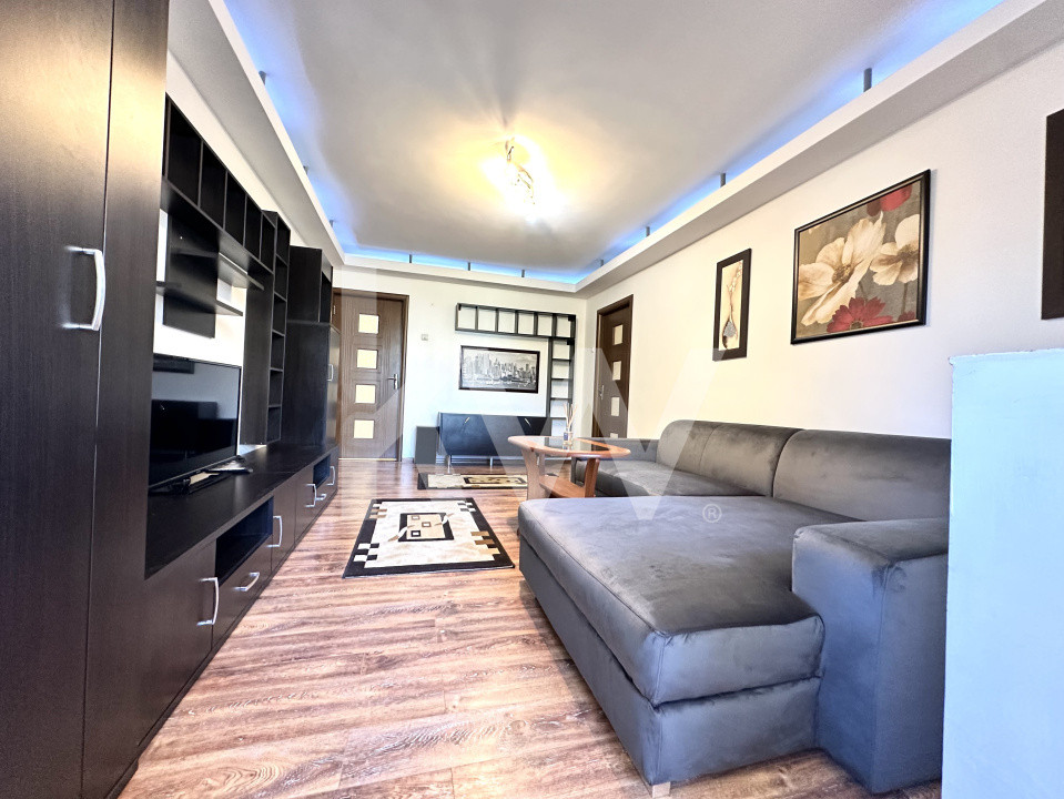 Apartament 3 camere de închiriat in zona Tractorul cu loc dde parcare inclus