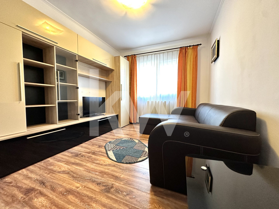 Apartament 3 camere de închiriat in zona Tractorul cu loc dde parcare inclus