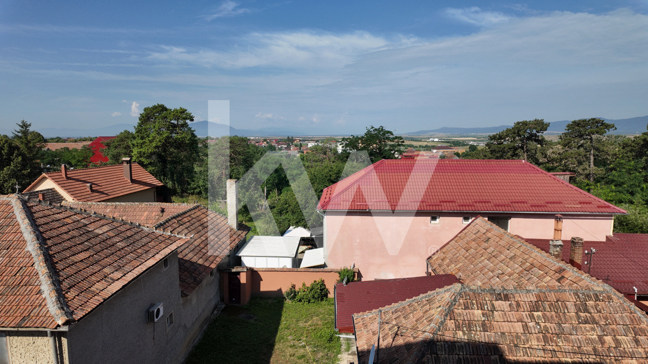 Vânzare apartament cu 2 camere, mobilat și utilat - Feldioara