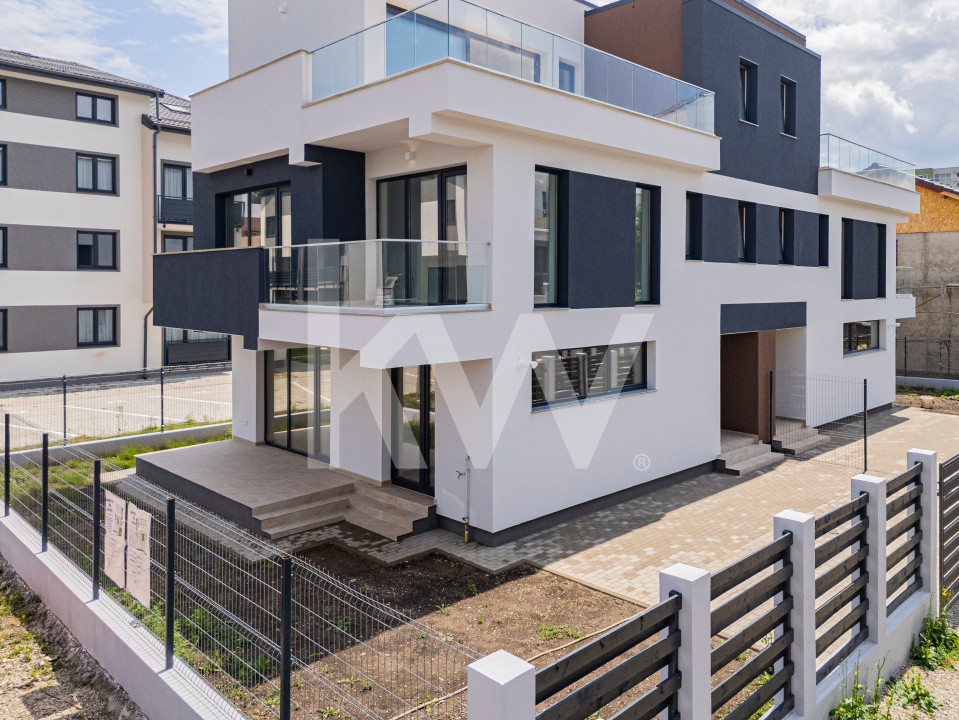 Casă duplex de vânzare în Brașov – zona Tractorul, aproape de Coresi Mall 