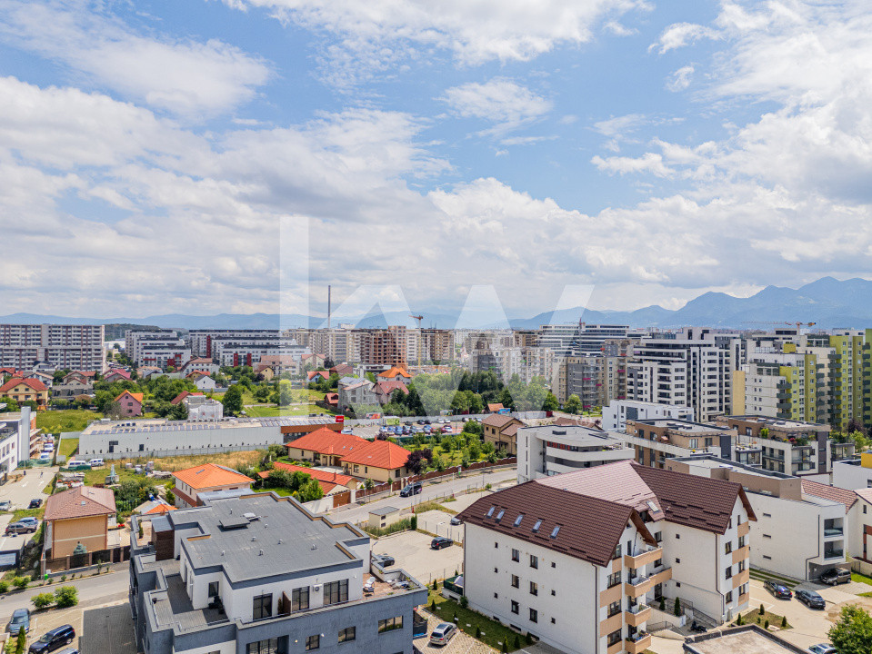 Casă duplex de vânzare în Brașov – zona Tractorul, aproape de Coresi Mall 