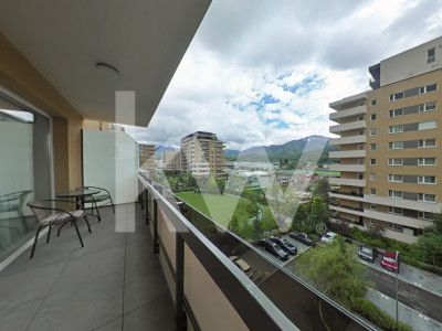 Garsoniera Urban Plaza de închiriat, decomandata