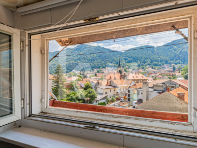 INVESTITIE - Garsoniera in Centrul Istoric - Priveliste Panoramică